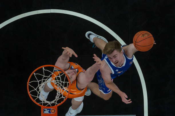 等搜索词下 等搜索词下