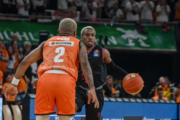 也减轻了初 也减轻了初